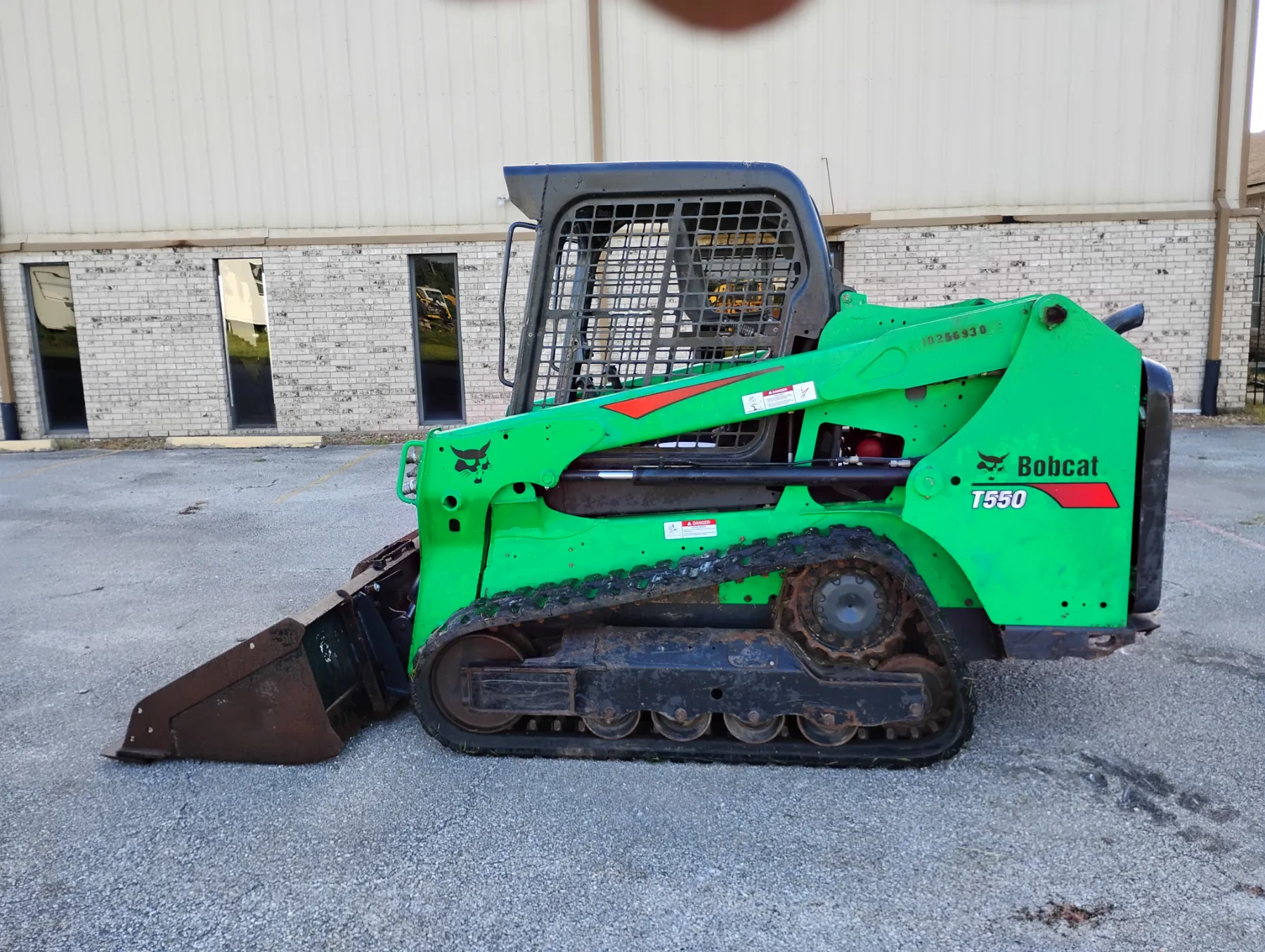 2020 Bobcat T550 Skid Steer view 7