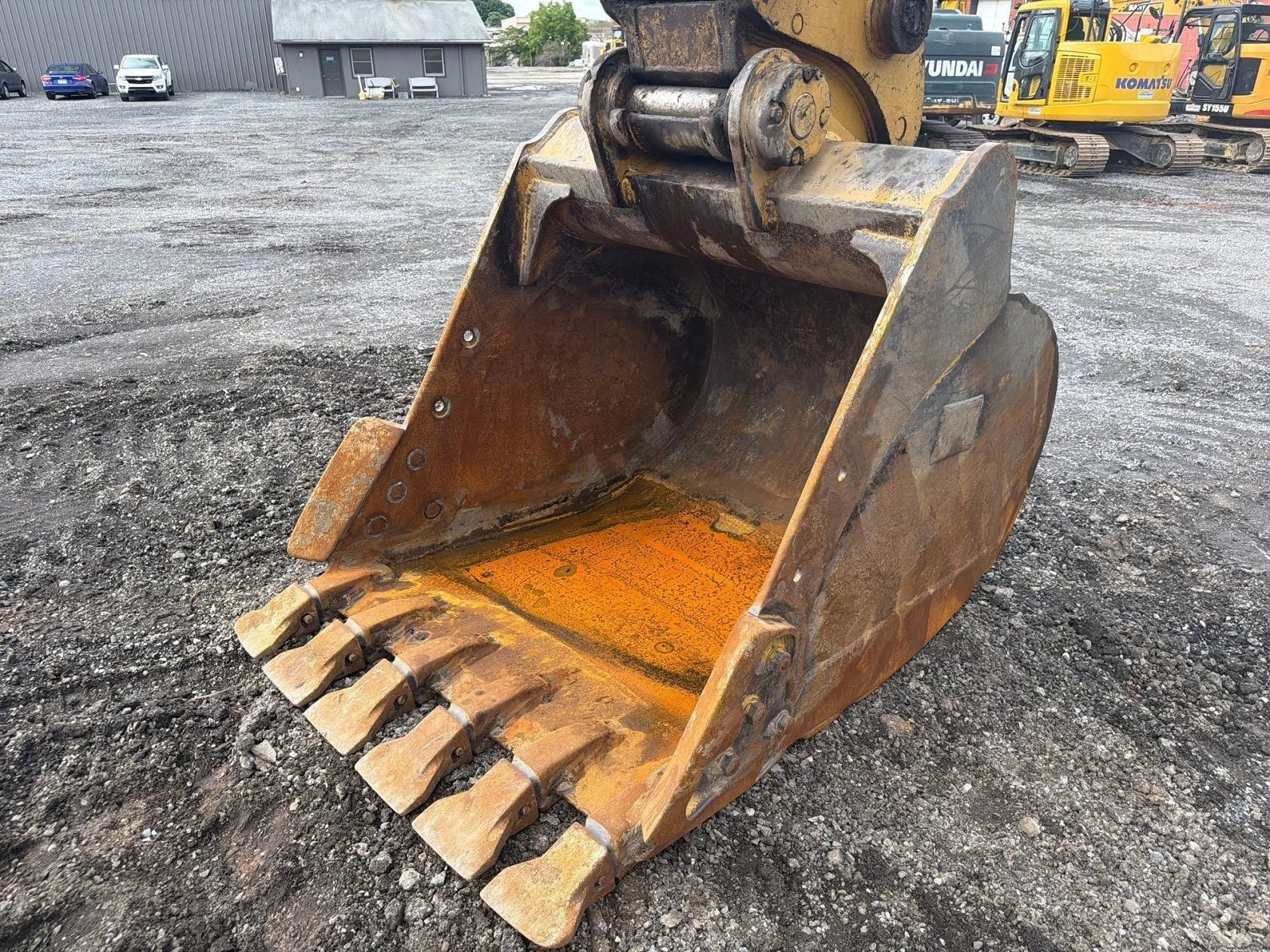 2003 Caterpillar 320CL Excavator view 14